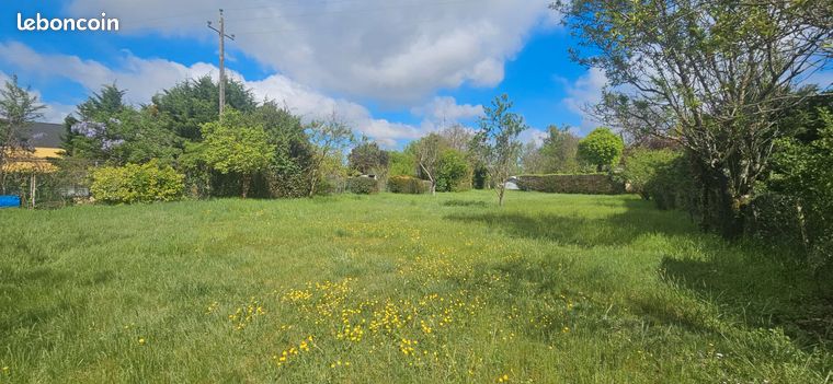 Terreno em Saint-Maurice-de-Gourdans, France 1165 m² N.º 315883