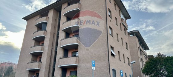 1 bedroom Apartment in Parma, Italy No. 58524 4