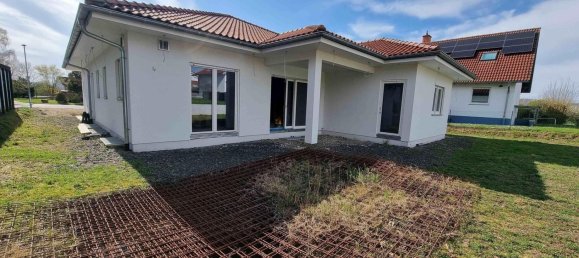 3 bedrooms Bungalow in Lahn-Dill, Germany No. 280058 5