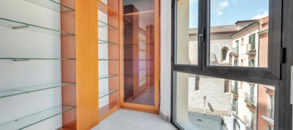 2 Schlafzimmer Wohnung in Girona, Spain, Nr. 182771 5