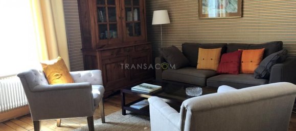 400m² Office in Tours, France No. 240128 5