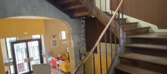 400m² Office in Tours, France No. 240128 9