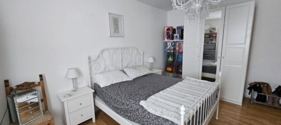 3 rooms Apartment in Livorno, Italy No. 39987 25