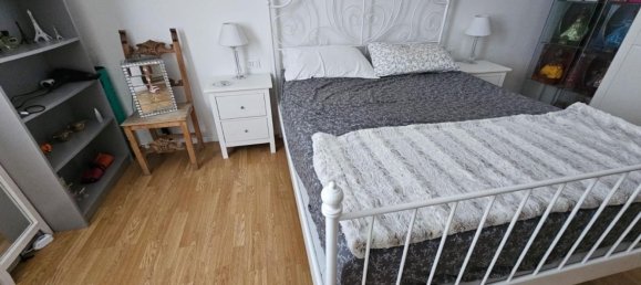 3 rooms Apartment in Livorno, Italy No. 39987 4