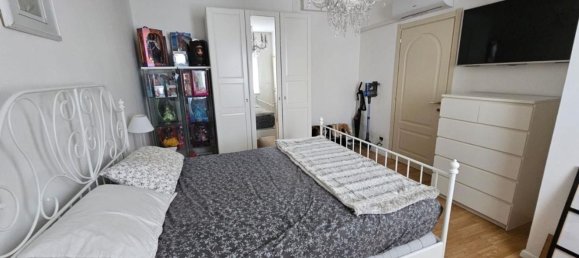 3 rooms Apartment in Livorno, Italy No. 39987 2