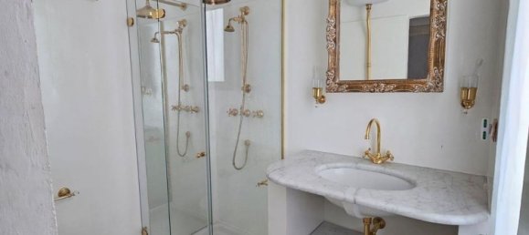 3 rooms Apartment in Livorno, Italy No. 39987 13