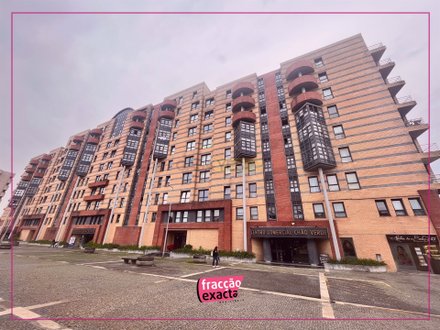  عقار تجاري في Rio Tinto, Portugal 49متر مربع رقم 82716