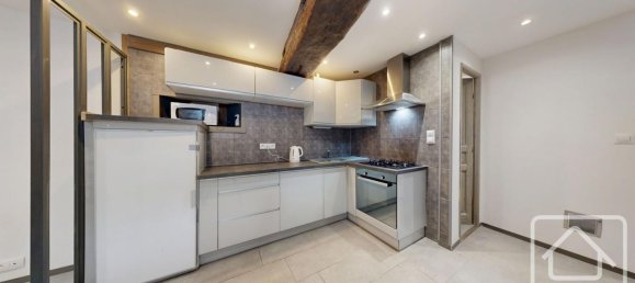 4 bedrooms Townhouse in Lyaud, France No. 302794 9