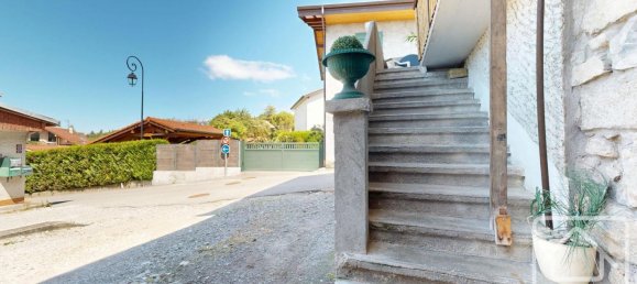 4 bedrooms Townhouse in Lyaud, France No. 302794 10