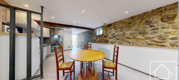 4 bedrooms Townhouse in Lyaud, France No. 302794 6