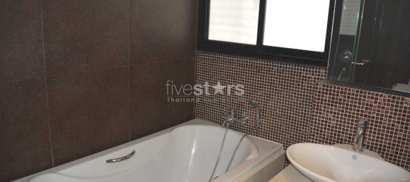 3 bedrooms Condo in Bangkok, Thailand No. 7560 10