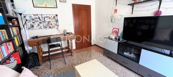 2 Schlafzimmer Wohnung in Bologna, Italy, Nr. 315803 11