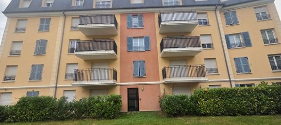 2 bedrooms Apartment in Tremblay-en-France, France No. 358525 11