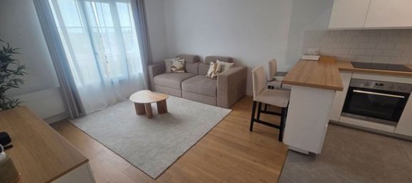 2 bedrooms Apartment in Tremblay-en-France, France No. 358525 2