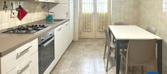3 Schlafzimmer Wohnung in Udine, Italy, Nr. 315915 4