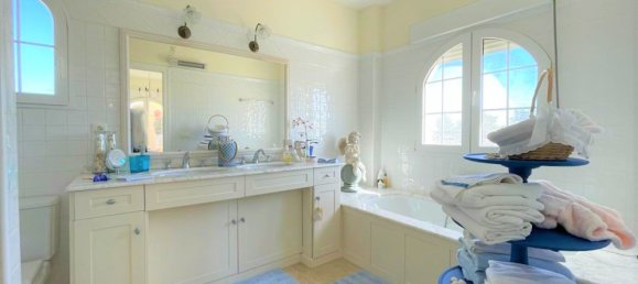 4 bedrooms Villa in Playa Flamenca II, Spain No. 1056 9