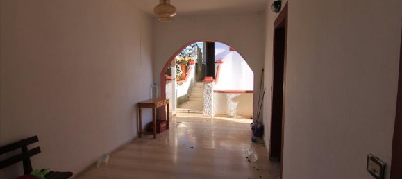 400 m² adosado en venta en Corfu, Central Corfu and Diapontian Islands, Corfu, Ionian Islands, Peloponnese, Western Greece and the Ionian, Greece № 5316 15