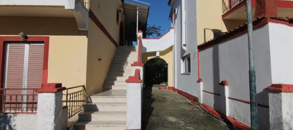400 m² adosado en venta en Corfu, Central Corfu and Diapontian Islands, Corfu, Ionian Islands, Peloponnese, Western Greece and the Ionian, Greece № 5316 3