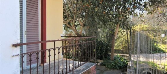 400 m² adosado en venta en Corfu, Central Corfu and Diapontian Islands, Corfu, Ionian Islands, Peloponnese, Western Greece and the Ionian, Greece № 5316 8