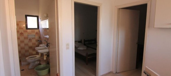 400 m² adosado en venta en Corfu, Central Corfu and Diapontian Islands, Corfu, Ionian Islands, Peloponnese, Western Greece and the Ionian, Greece № 5316 16