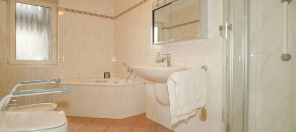 4 chambres Maison à North Rhine-Westphalia, Germany No. 35742 7