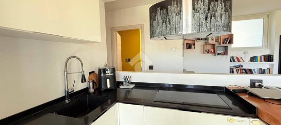 Квартира с 2 спальнями в Вилласанта, Италия № 141463 15