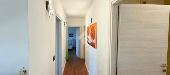 Квартира с 2 спальнями в Вилласанта, Италия № 141463 10