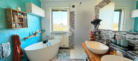 Квартира с 2 спальнями в Вилласанта, Италия № 141463 27