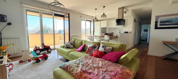 Квартира с 2 спальнями в Вилласанта, Италия № 141463 11