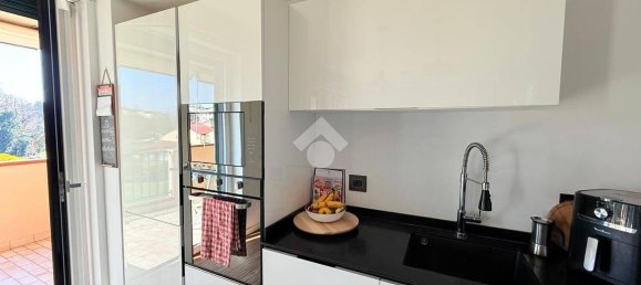 Квартира с 2 спальнями в Вилласанта, Италия № 141463 3