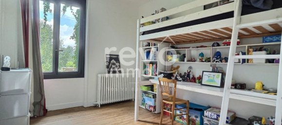 Casa de 6 dormitorios en Saint-Didier-sur-Chalaronne, France No. 343491 17