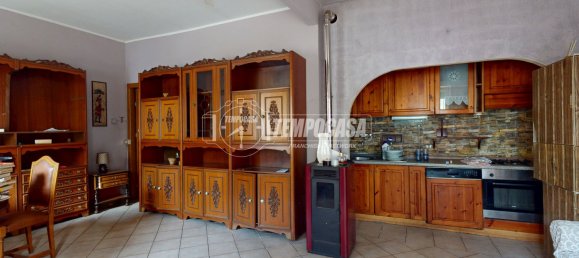 2 bedrooms House in Cogliate, Italy No. 372827 10