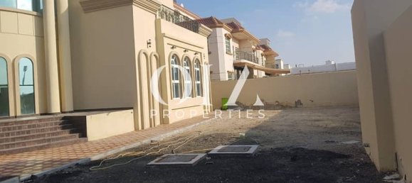 11 bedrooms Villa in Khalifa City, UAE No. 17289 3
