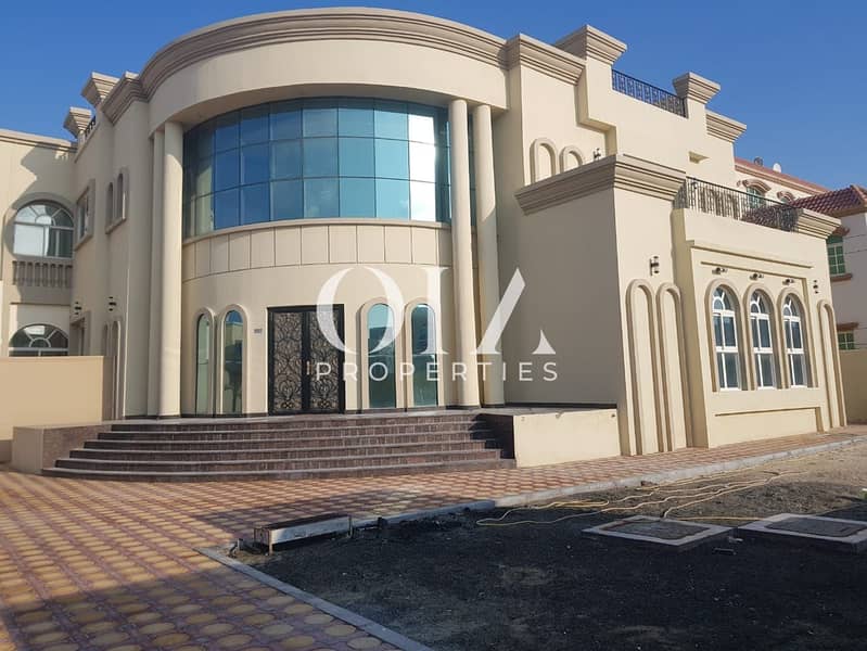 11 bedrooms Villa in Khalifa City, UAE No. 17289