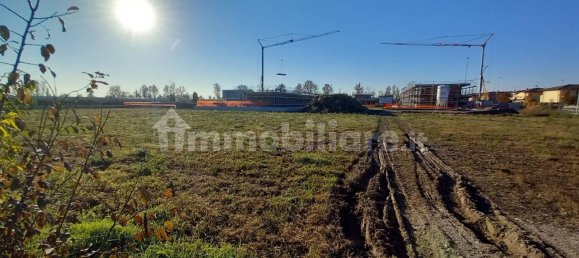 560m² Land in Torbole Casaglia, Italy No. 133775 3