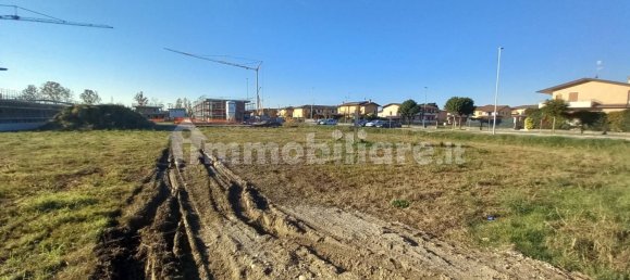 560m² Land in Torbole Casaglia, Italy No. 133775 2