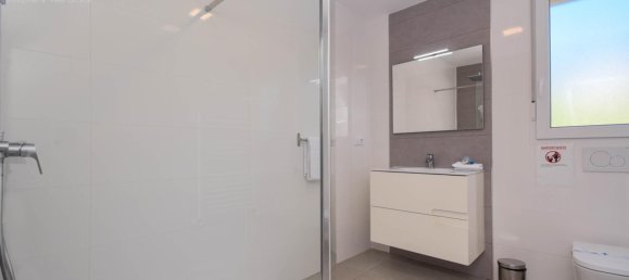 3 bedrooms House in Alicante, Spain No. 85971 18