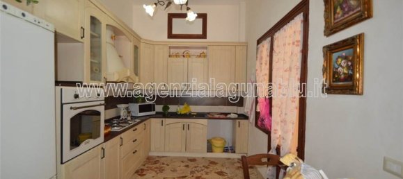 2 chambres Appartement à Mazara del Vallo, Italy No. 113776 3