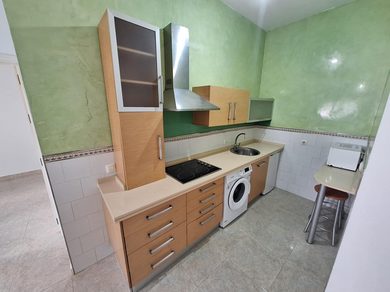 Apartamento de 1 dormitorio en Cádiz, Spain No. 203147
