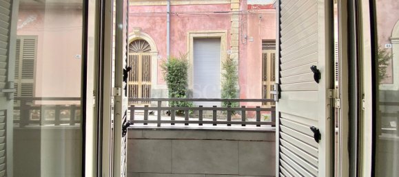 3غرفة شقة في Piedimonte Etneo, Italy رقم 220033 30