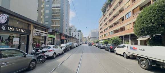 1 Schlafzimmer Wohnung in Milan, Italy, Nr. 389911 3