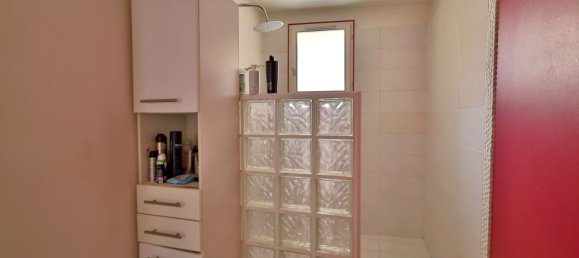 Квартира с 2 спальнями в Сен-Жорж-д'Эсперанш, Франция № 355422 12