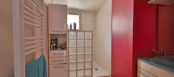 Квартира с 2 спальнями в Сен-Жорж-д'Эсперанш, Франция № 355422 13