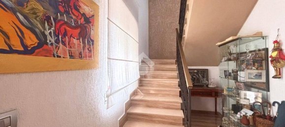 Apartamento de 3 dormitorios en San Salvo, Italy No. 358464 2