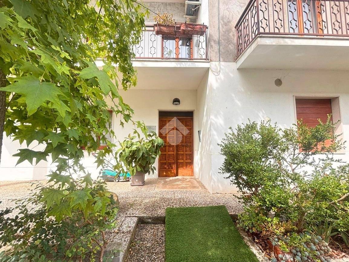 Apartamento de 3 dormitorios en San Salvo, Italy No. 358464