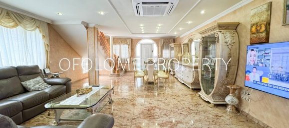 4 bedrooms House in Santa Perpetua De Mogoda, Spain No. 184113 8