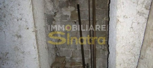 6 rooms House in Belpasso, Italy No. 48515 17