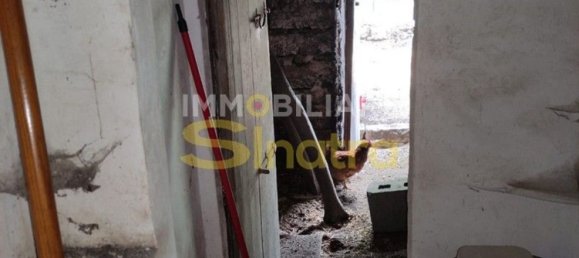 6 rooms House in Belpasso, Italy No. 48515 30