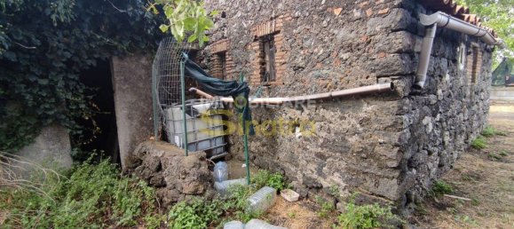 6 rooms House in Belpasso, Italy No. 48515 24