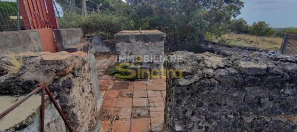 6 rooms House in Belpasso, Italy No. 48515 18